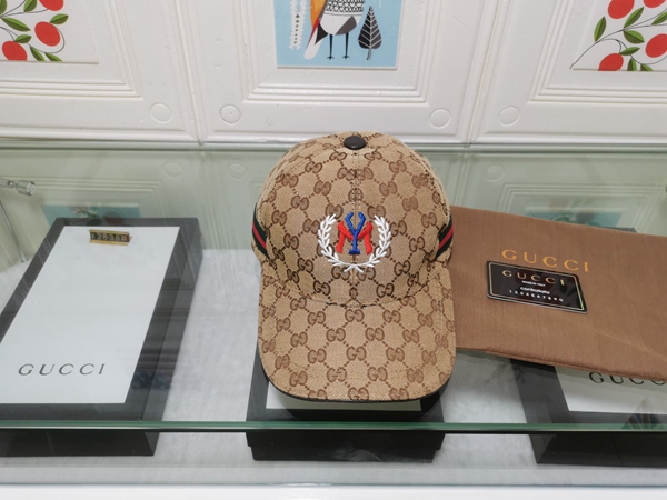 ブランド帽子着用イメージ